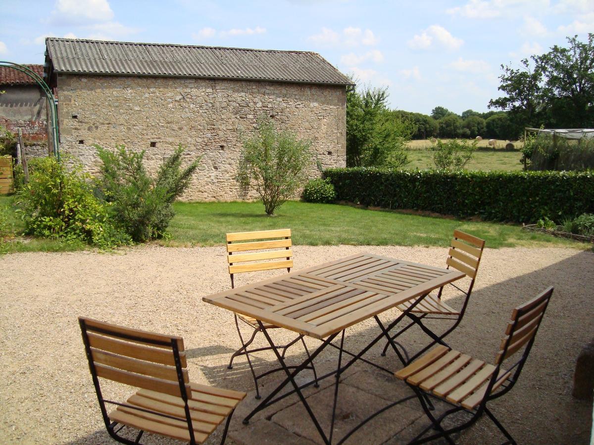 Bed and Breakfast Demeure Du Castel Les Chatelliers-Chateaumur Екстер'єр фото